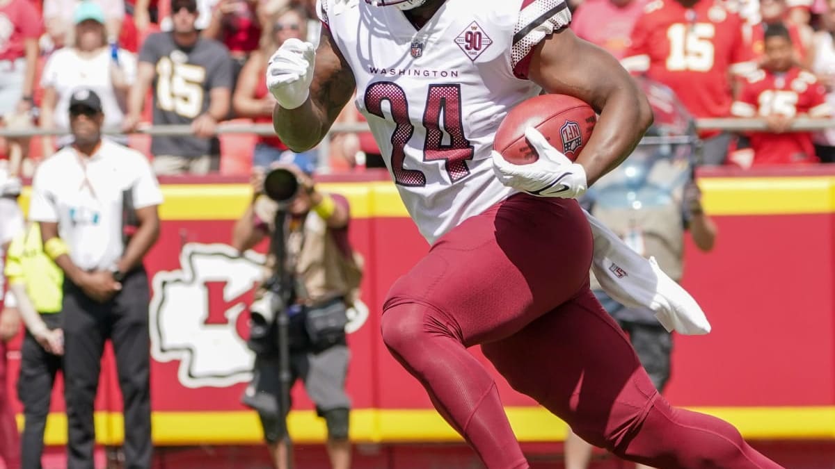 WFT News: Antonio Gibson's Workload Unclear in Commanders' RB room; Which  Washington Player Gets Extended Next? - Hogs Haven