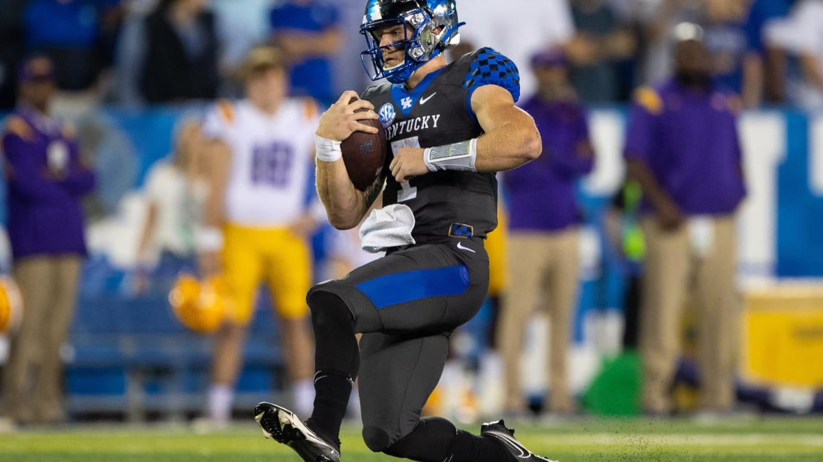 Look: Kentucky Reveals Week One Uniforms - Sports Illustrated Kentucky  Wildcats News, Analysis and More