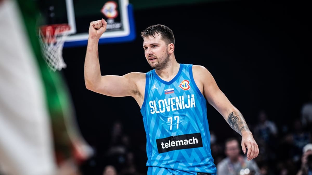 FIBA World Cup: Dallas Mavs Star Luka Doncic, Slovenia Counting on  'Experience & Right Energy' vs. Talented Canada - Sports Illustrated Dallas  Mavericks News, Analysis and More