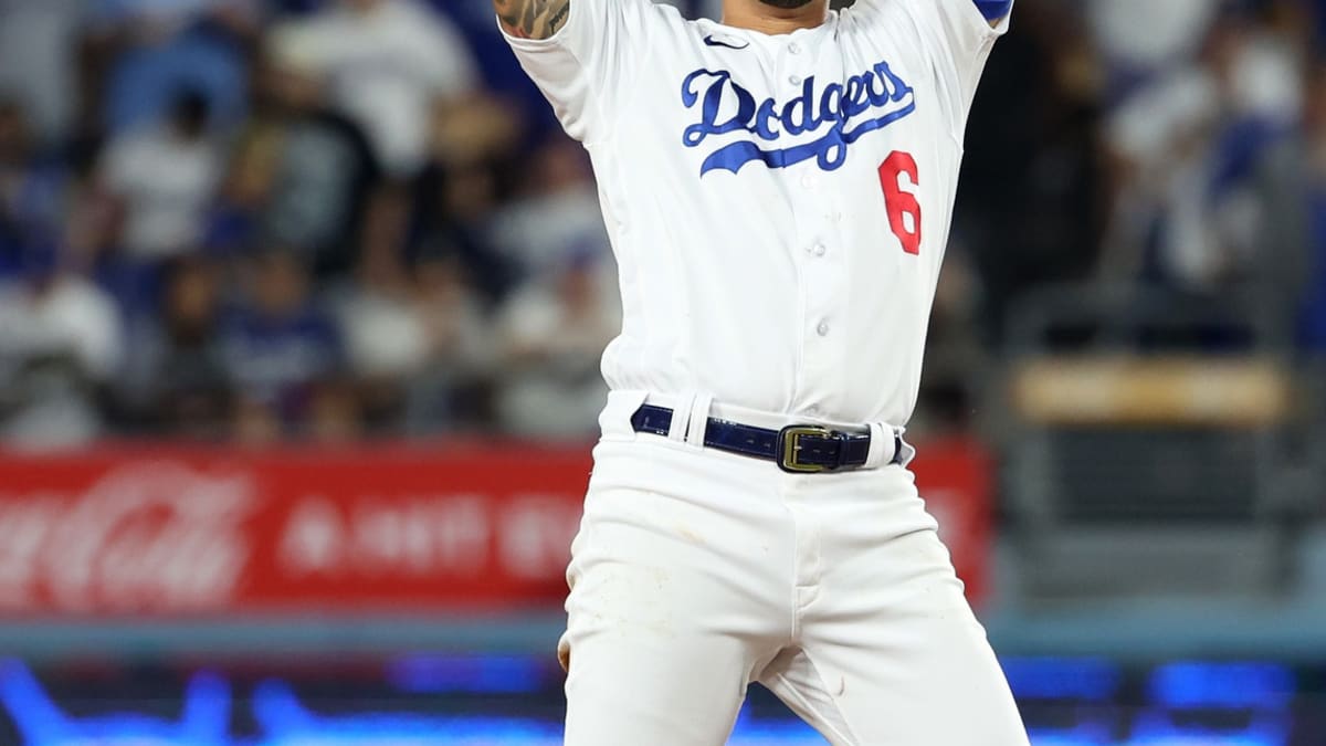 New Rules, New Faces, But Same Result as Dodgers Defeat D-Backs 8-2 on Opening  Day – NBC Los Angeles