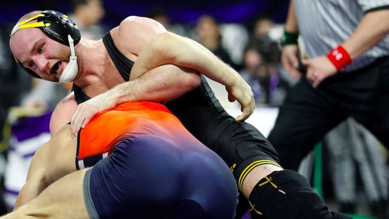 Hawkeyes Crown Five On The Way To Midlands Title