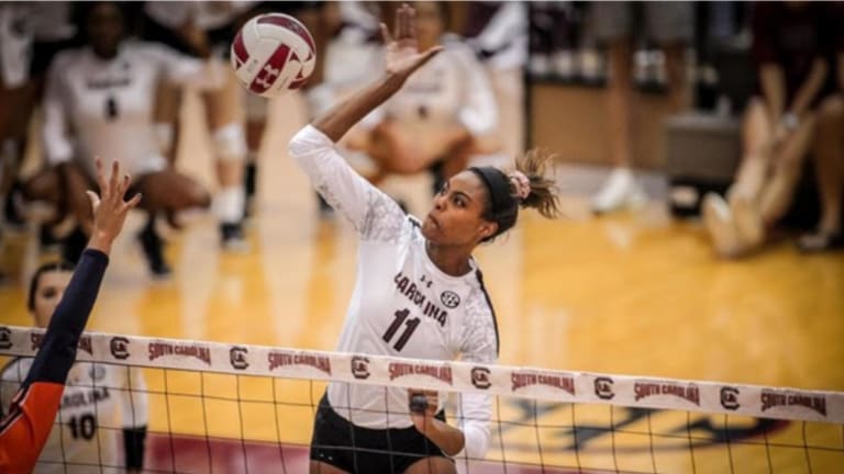 Mikayla Robinson Named to USA Volleyball Collegiate National Team
