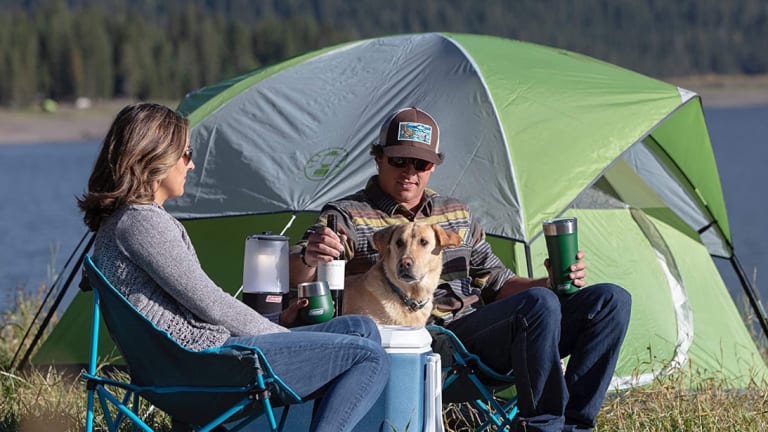 Top 10 Gifts For People Who Love the Outdoors