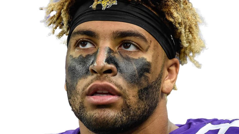 Thumb injury leads to surgery for Minnesota Vikings tight end Irv Smith Jr.
