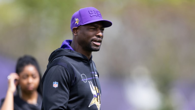 Vikings coordinator trending for interesting answer about Jalen Reagor