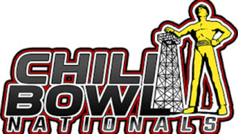 Kyle Larson wrecks, will not advance to Saturday's A-Main in Chili Bowl Nationals