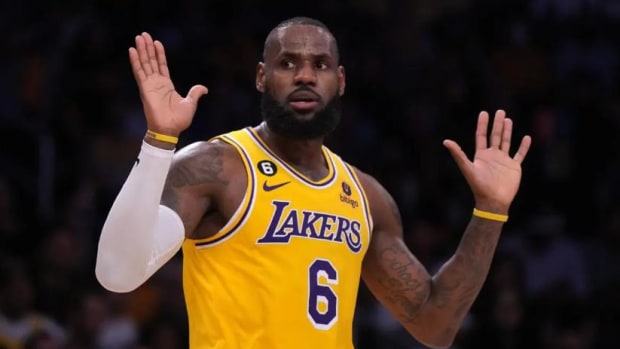 New York Knicks' John Starks: Why LeBron James is 'Hurting His Legacy' -  Sports Illustrated New York Knicks News, Analysis and More
