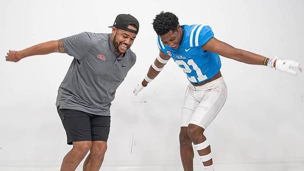 Ole Miss Rebels Recruiting Tracker: DB Target Ryan Yaites to Commit on Friday - The Grove Report – Sports Illustrated at Ole Miss - Vimarsana News