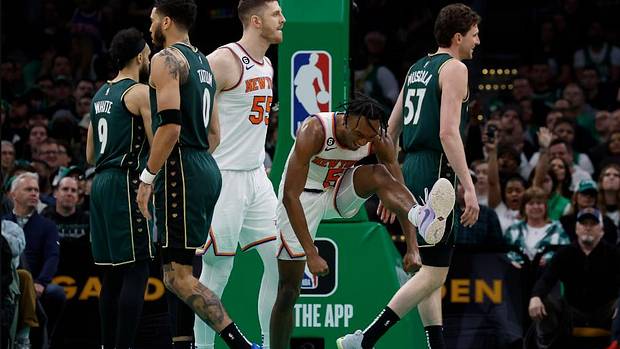 Quickley (2nd from right) celebrates during his 38-point showcase from last season in Boston