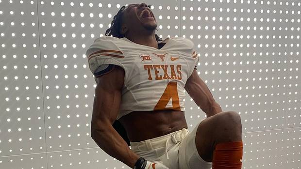 Texas Trending to Flip 4-star TCU Commitment Warren Roberson - Vimarsana News