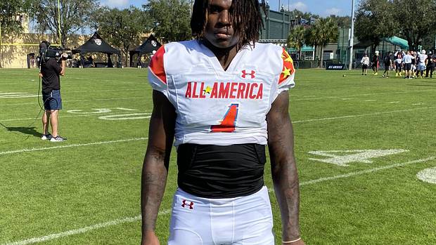 The Latest on the Undecided SI99 Football Recruits Ahead of Signing Day - Vimarsana News