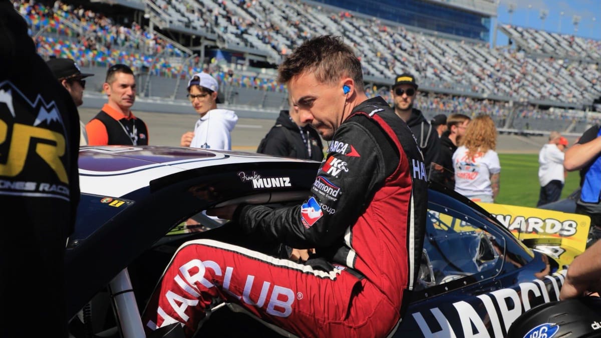 Actor Frankie Muniz Reacts to Competing in First NASCAR ARCA Series Race -  Sports Illustrated