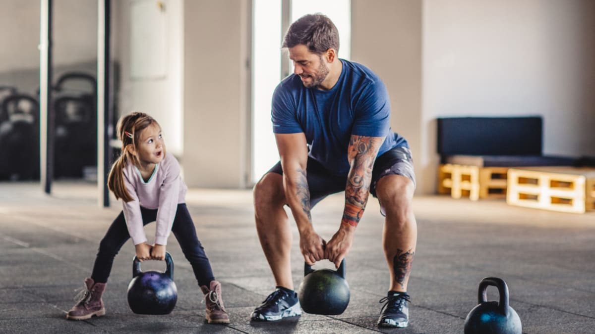 10 Fitness Father's Day Gifts for Your Fit Dad