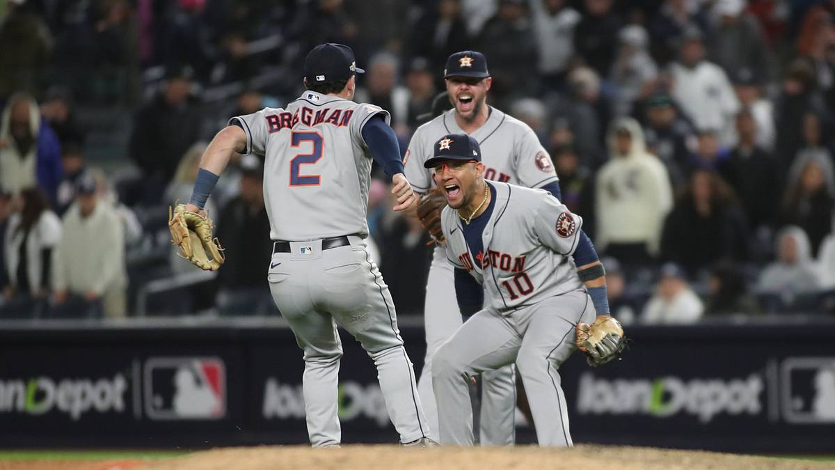 Watch Philadelphia Phillies at Houston Astros: Stream World Series Game 2  live - How to Watch and Stream Major League & College Sports - Sports  Illustrated.