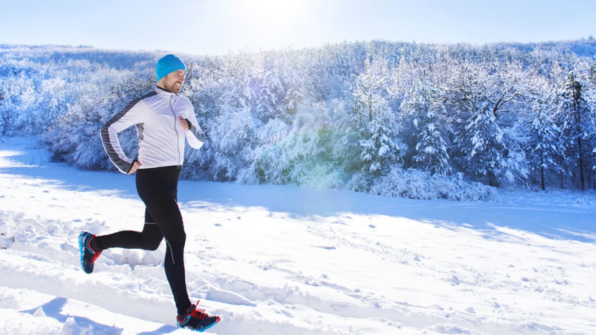 The Best Cold Weather Running Gear of 2024 - Sports Illustrated