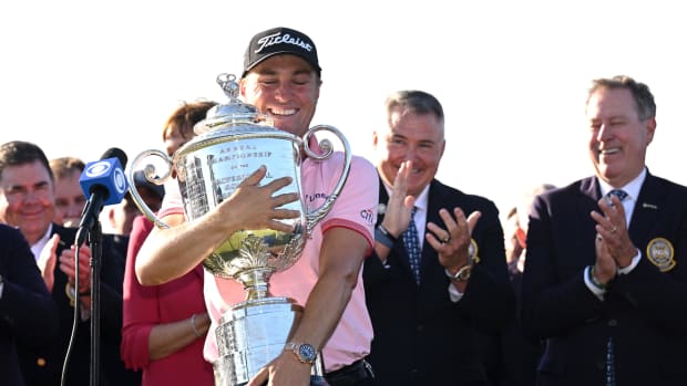 Justin Thomas remporte le championnat PGA avec un retour record