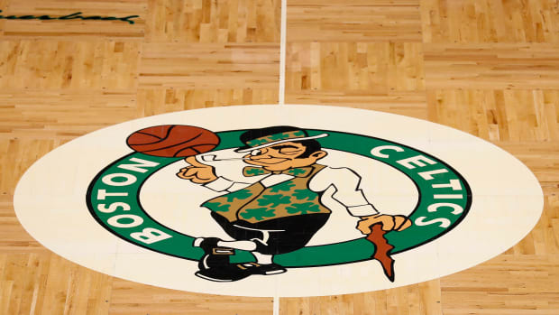 Les Celtics ajoutent Mike Moser à l’équipe d’entraîneurs d’Im Odoka