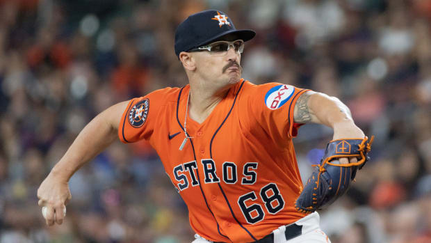Le lanceur des Astros de Houston ouvre l’entraînement de printemps avec une mise à jour encourageante sur ses blessures