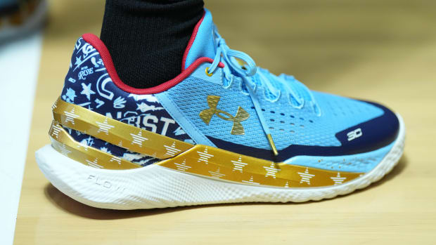 Curry 2 Low Flotro All-Star Game 靴 スニーカー 靴 スニーカー に