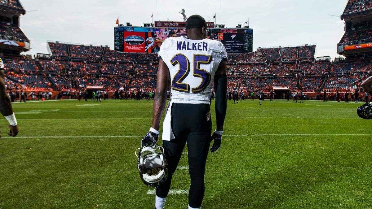 Ravens' Tray Walker in critical condition after motorcycle accident