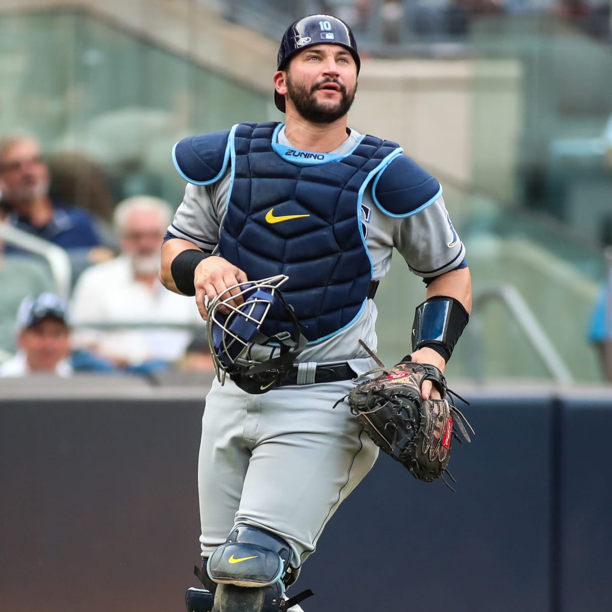 Guardians officially sign catcher Mike Zunino to 1-year contract 