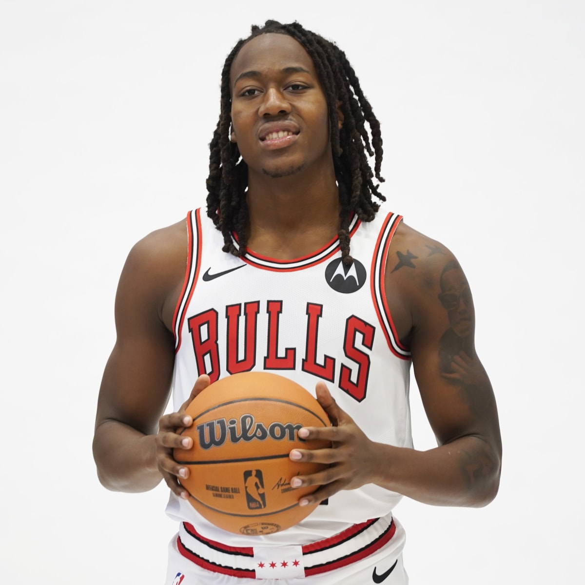 Reasons why the Chicago Bulls re-signed Ayo Dosunmu - Sports