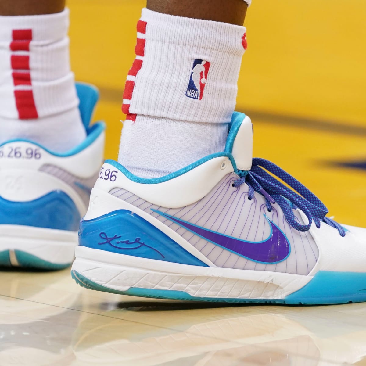 Paul George Wore Kobe Shoes During Clippers Game - Sports Illustrated  FanNation Kicks News, Analysis and More