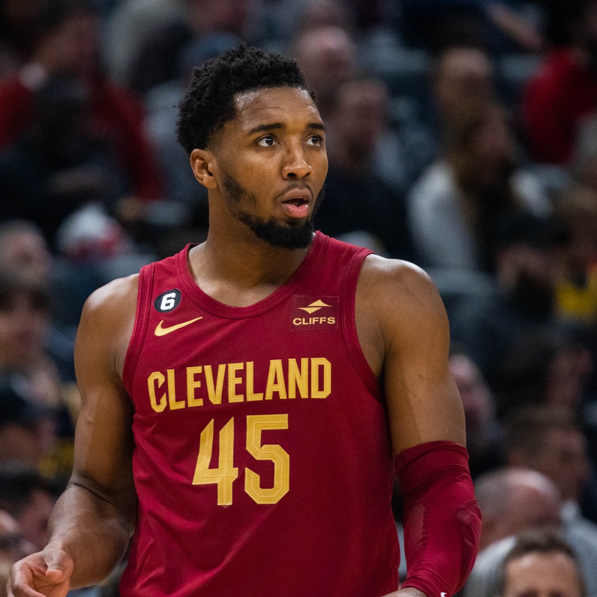 Donovan Mitchell leads Cavaliers rally from 21 down to stun Bulls