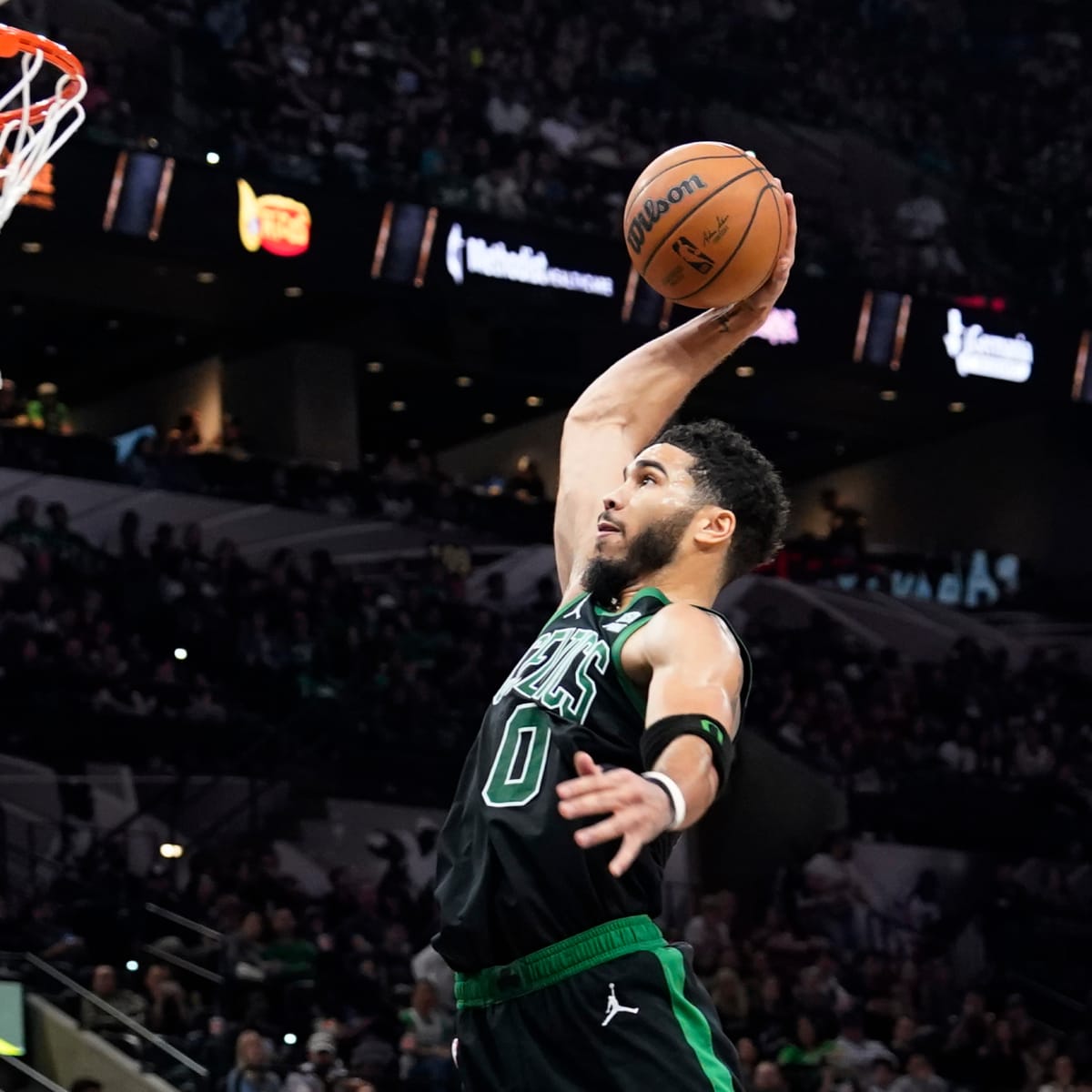 Celtics notebook: Jayson Tatum tries new Nike sneakers – Boston Herald