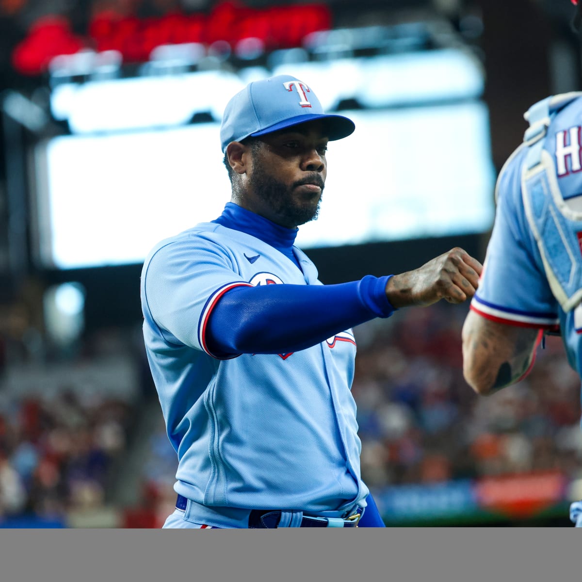 New Reliever Aroldis Chapman Brings Heat In Texas Rangers Debut - Sports  Illustrated Texas Rangers News, Analysis and More