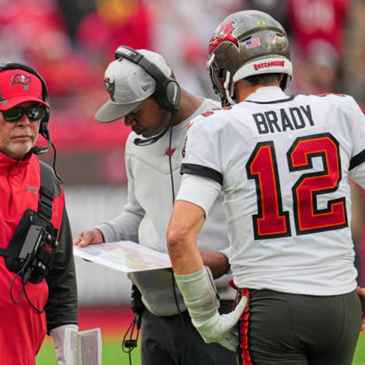 Head Coach in Waiting: Tampa Bay Buccaneers' Bruce Arians Shines Light on Byron  Leftwich - Tampa Bay Buccaneers | BucsGameday | Sports Illustrated