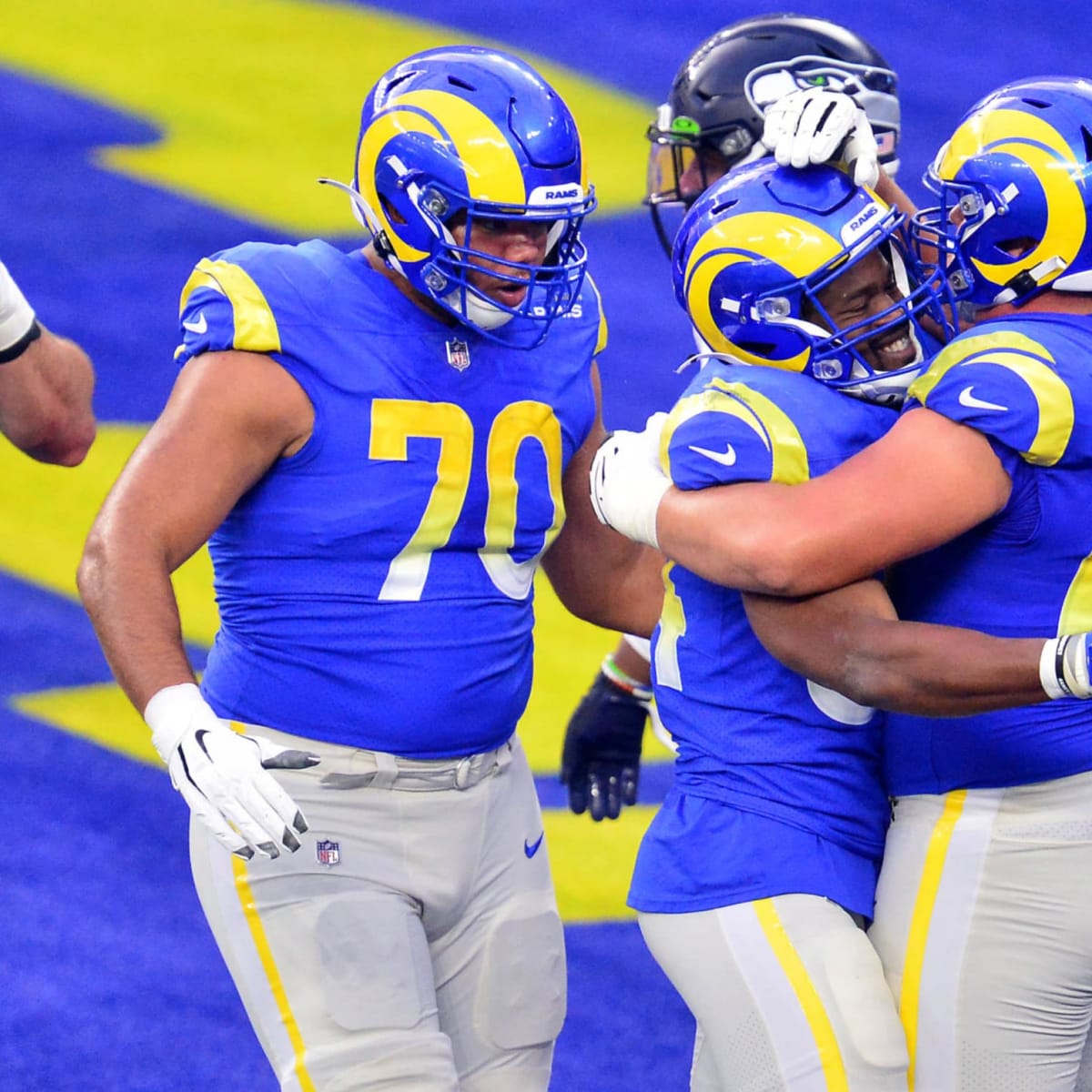 Rams Tackle Joe Noteboom Injured vs. Bengals - NFL Tracker - Sports  Illustrated LA Rams News, Analysis and More