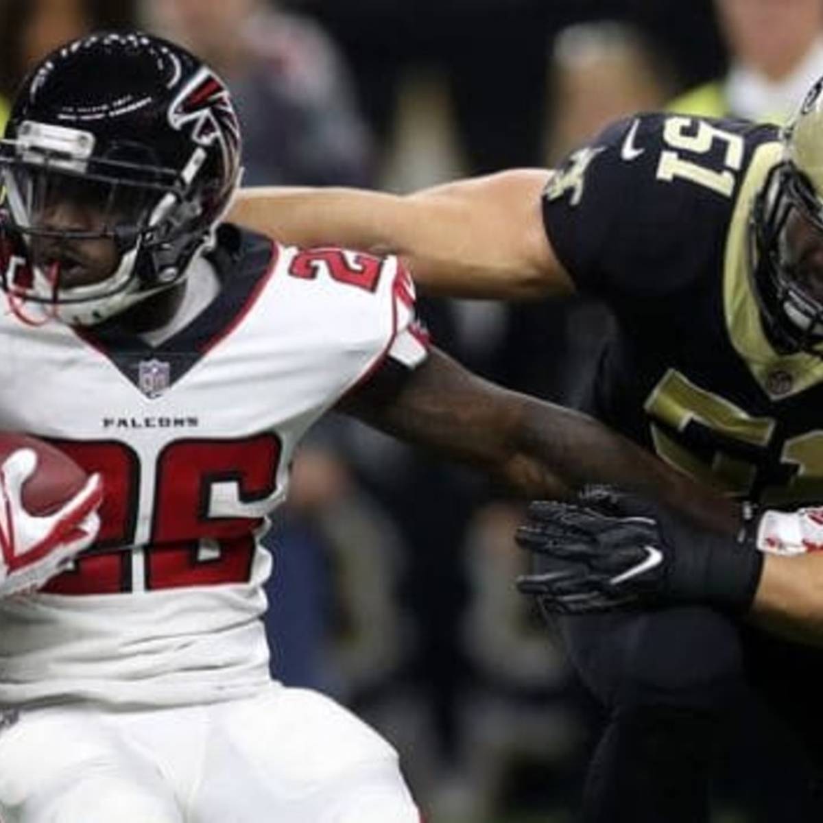 ODD MAN OUT? Linebacker Manti Te'o Remains a Valuable Back-Up — But Can He  Even Make the Saints Final Roster? - Sports Illustrated New Orleans Saints  News, Analysis and More