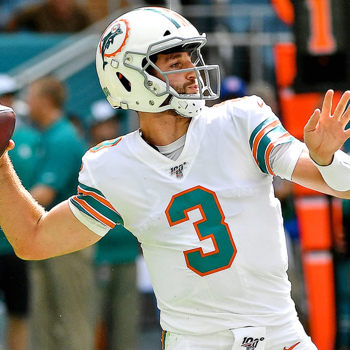 Sunday Playbook: Dolphins making surprising push toward top of AFC East