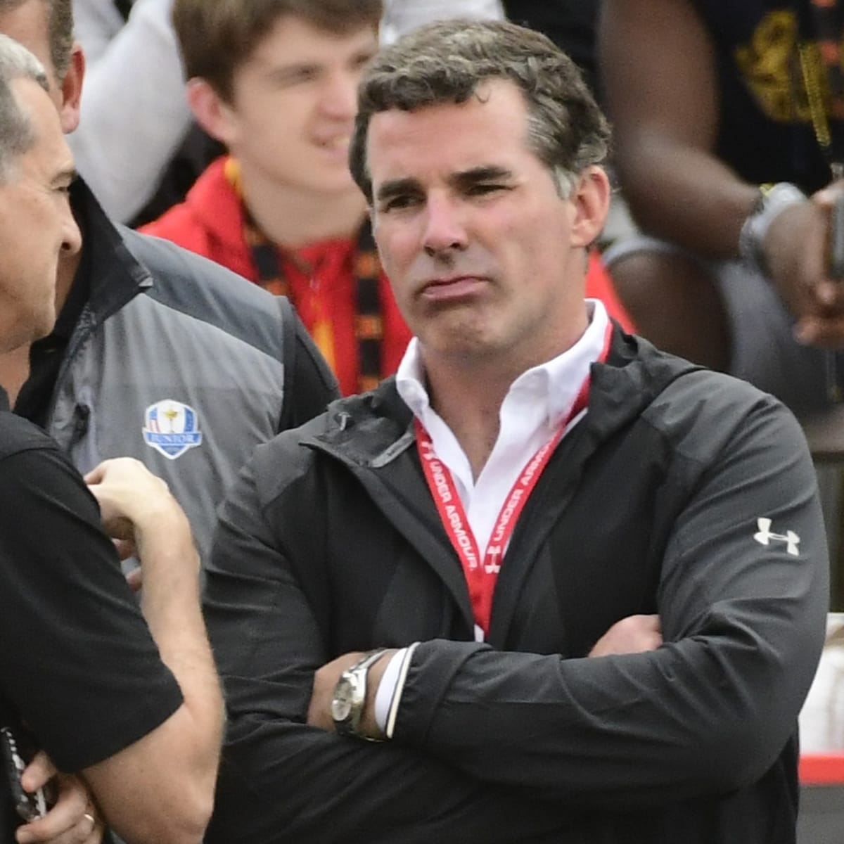 omvang Wierook Polair Under Armour CEO Kevin Plank stepping down, Patrik Frisk named replacement  - Sports Illustrated