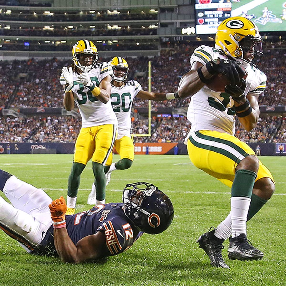 Packers vs. Bears: Adrian Amos INT the highlight of a defensive clash -  Sports Illustrated