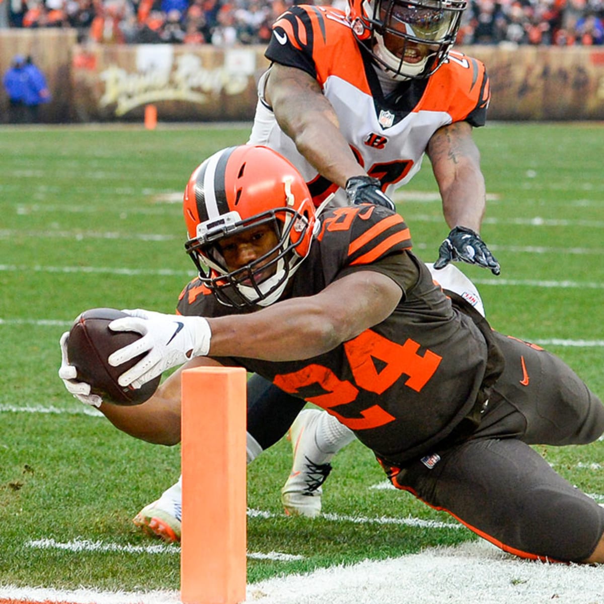 Fantasy Football: When to draft Nick Chubb, QB tiers - Sports Illustrated