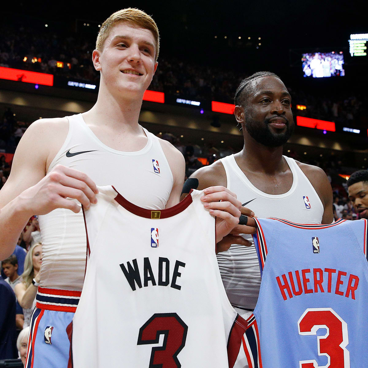 Dwyane Wade swaps jerseys with Kevin Huerter after Heat-Hawks (video) -  Sports Illustrated