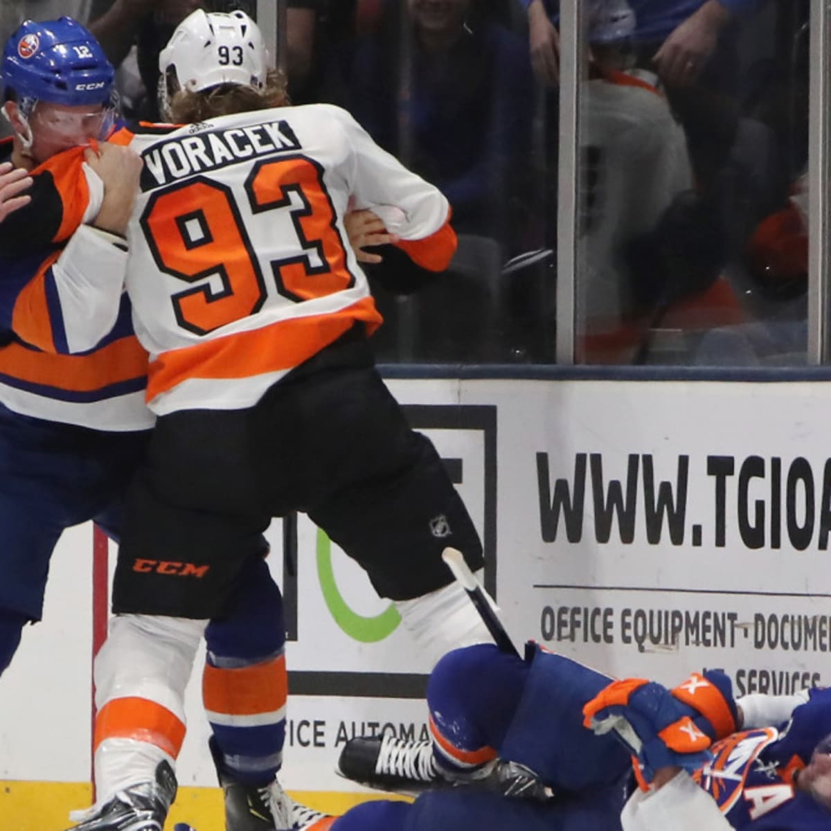 10 things on the Flyers' scrimmage: Jakub Voracek absent, Joel