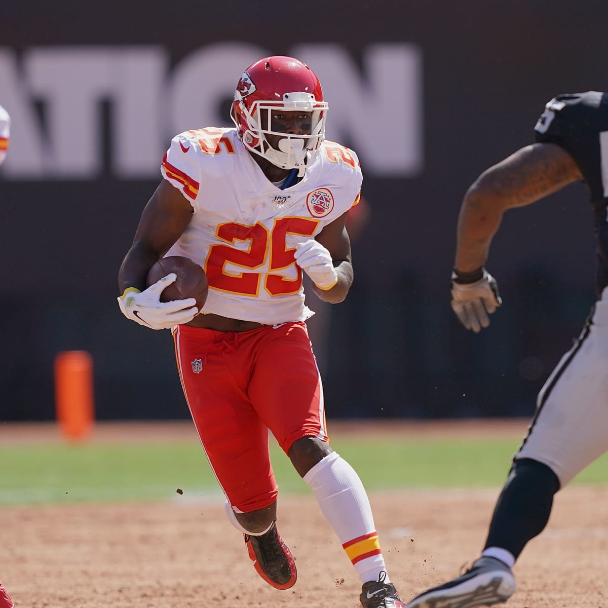 lesean mccoy chiefs jersey