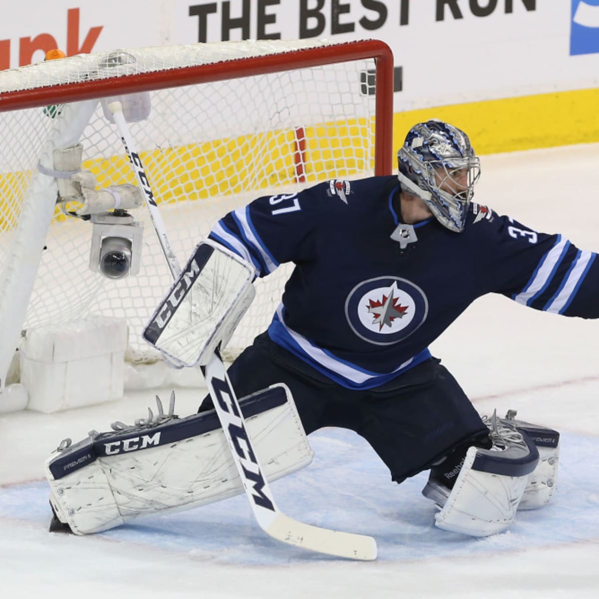 Winnipeg Jets goalie Connor Hellebuyck not in agreement with early