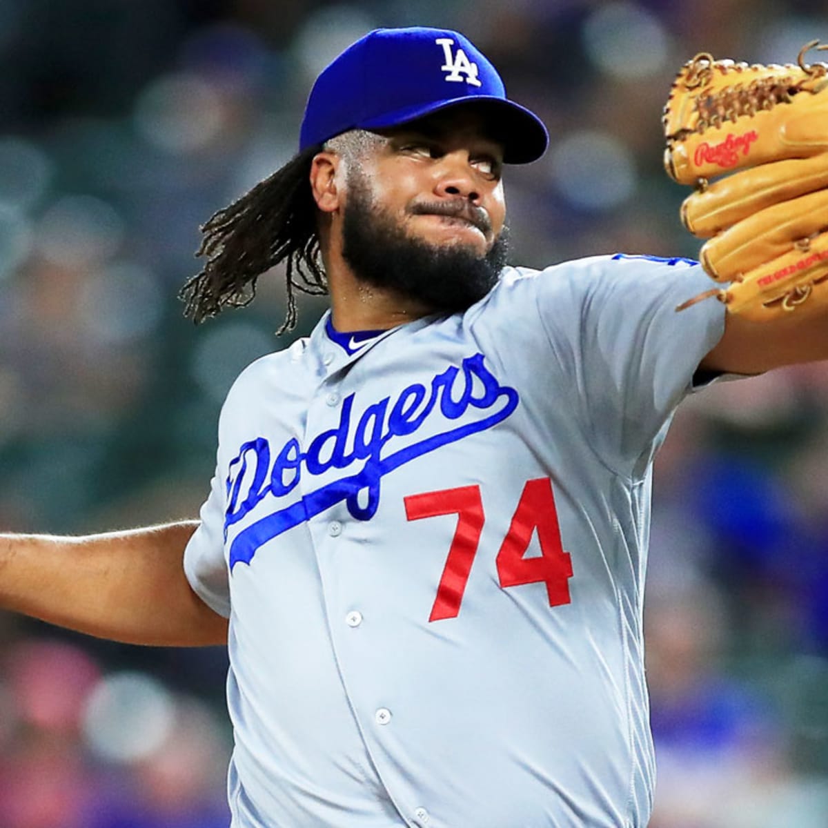 Dodgers trying to coax more out of 'stubborn' closer Kenley Jansen – Daily  News