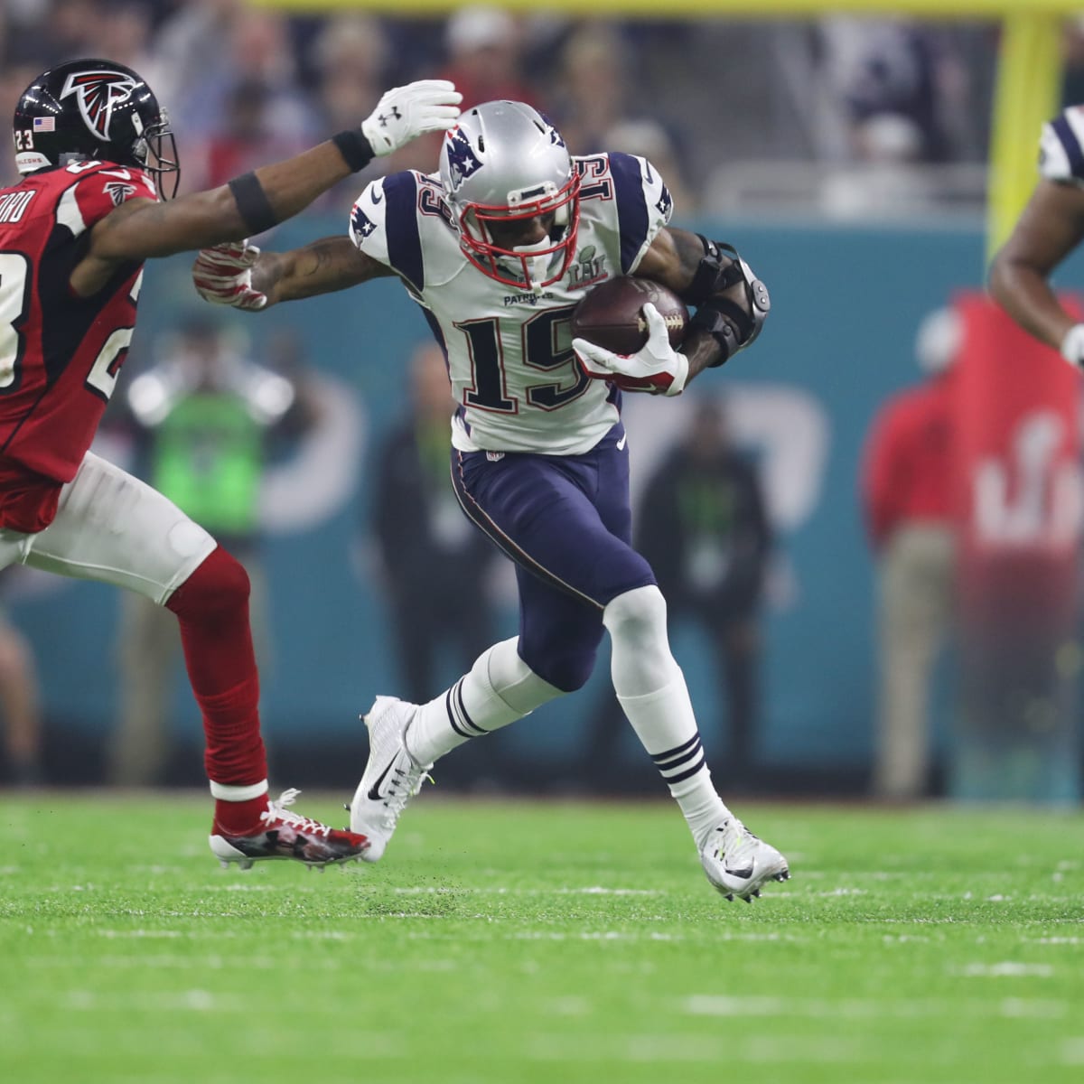 Malcolm Mitchell trade rumors: Patriots listening to offers