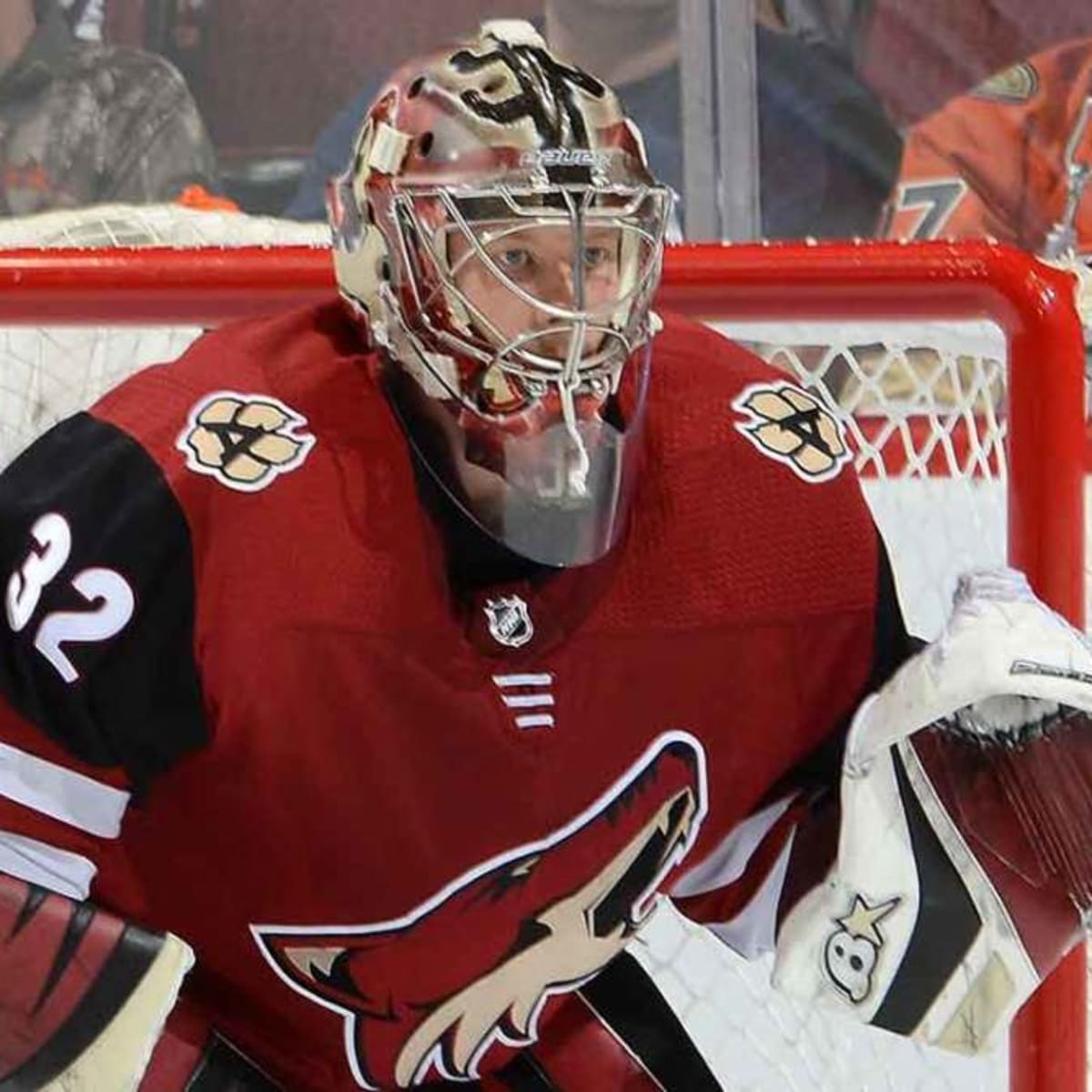 Coyotes goalie Mike Smith suffers lower body injury vs. Rangers - Sports  Illustrated