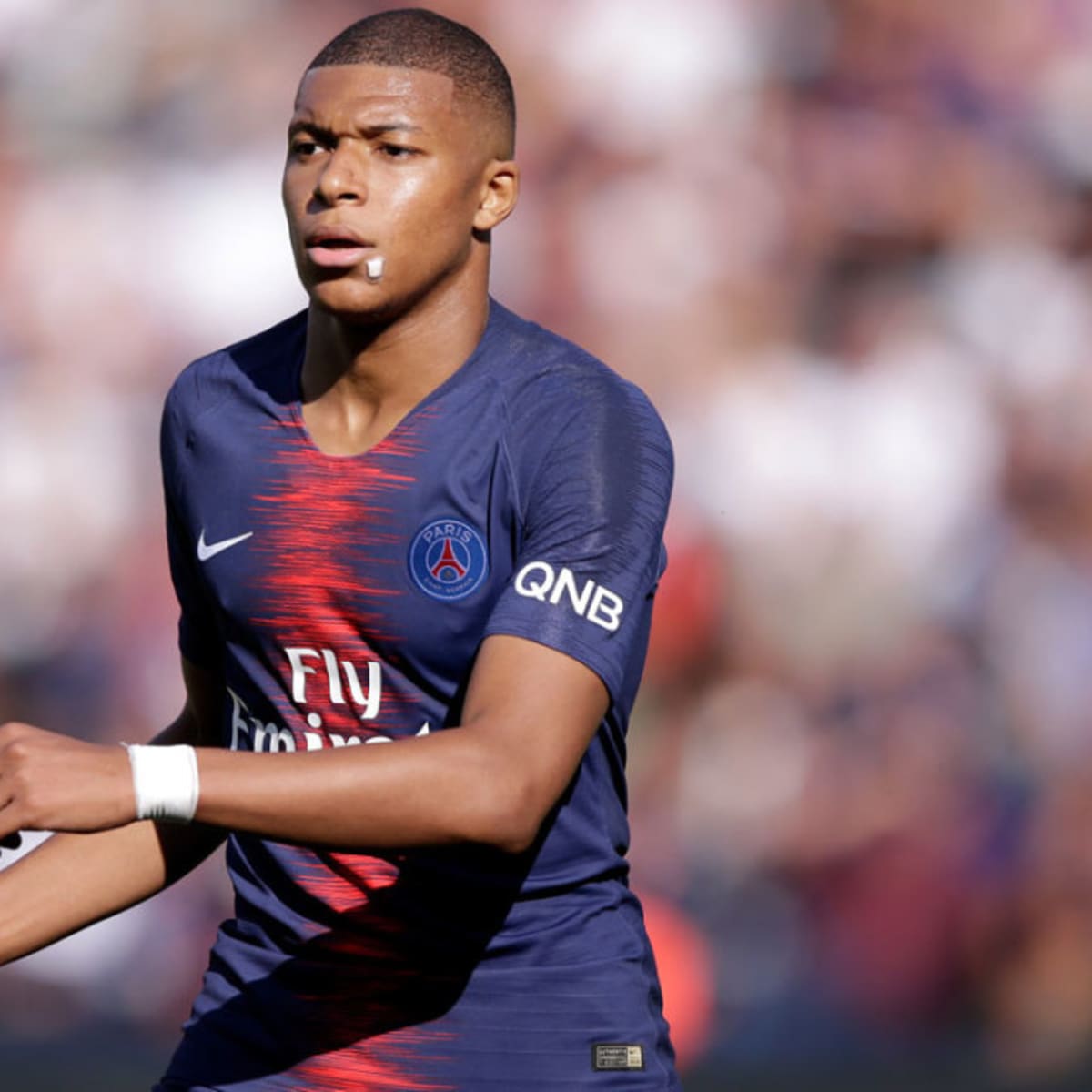 Skrivemaskine blanding spurv Kylian Mbappe: PSG star banned three matches for red card - Sports  Illustrated
