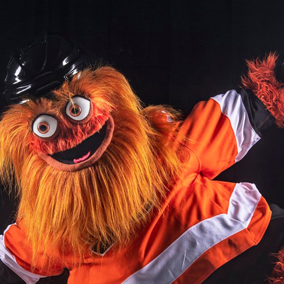 Phillie Phanatic's new look has a supporter in Flyers mascot