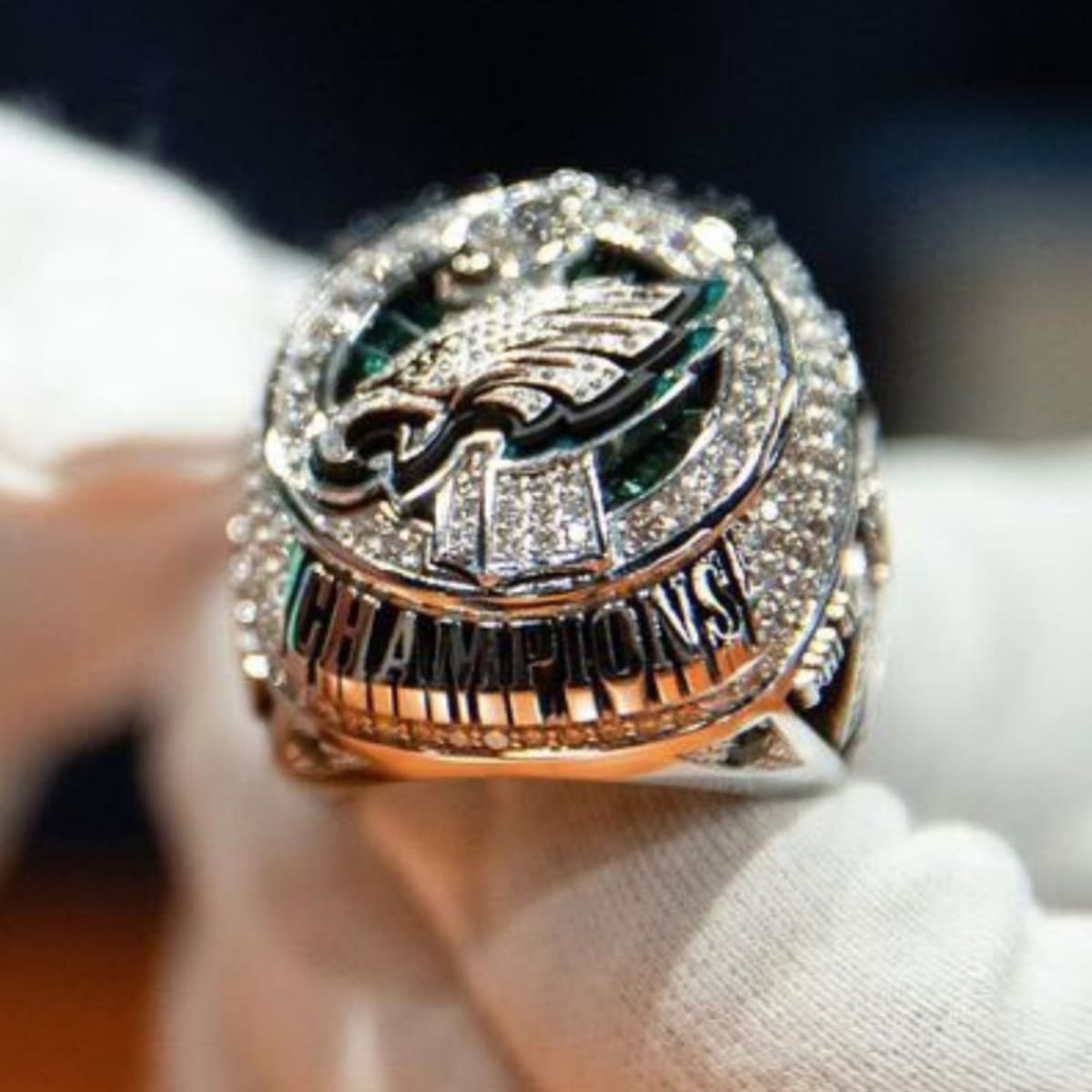 Eagles Super Bowl rings: Honors dog masks and 'Philly Special' - Sports  Illustrated