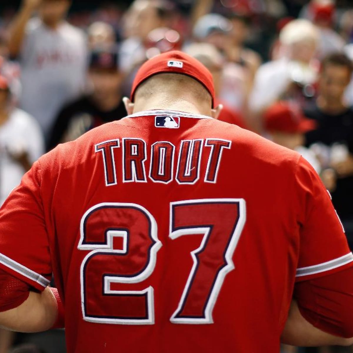 Miek Trout to DL with injured thumb - Sports Illustrated