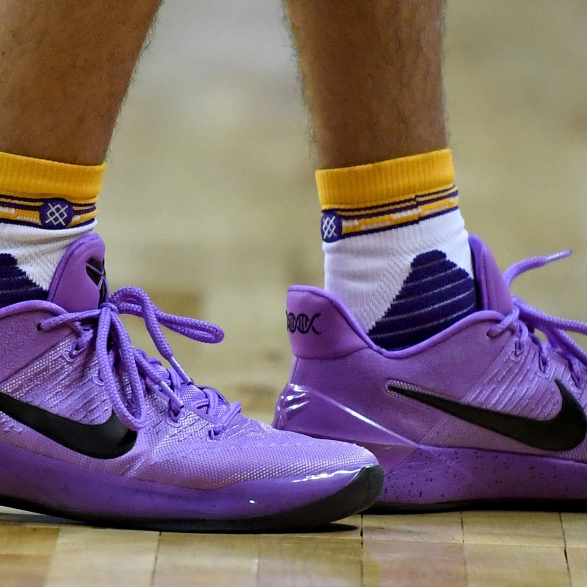 Lonzo Ball shoes: Nike not talking sneaker deal - Sports Illustrated
