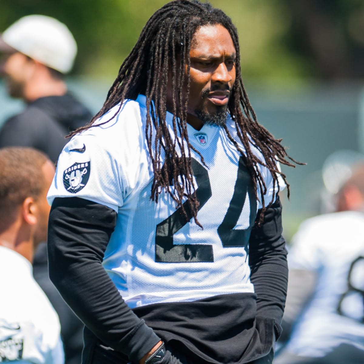 Marshawn Lynch unretired to join Raiders before team leaves Oakland -  Sports Illustrated